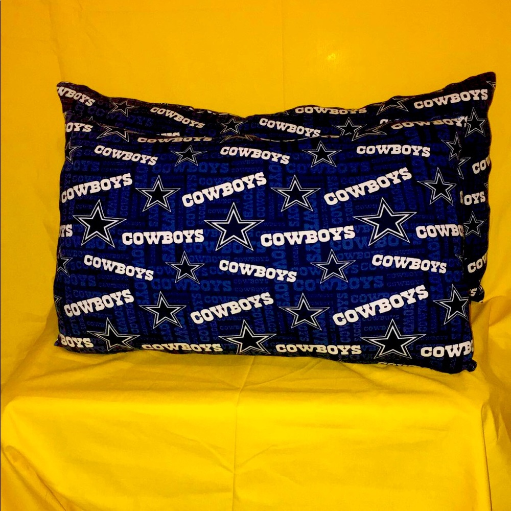 Custom pillows - Picture 2 of 2